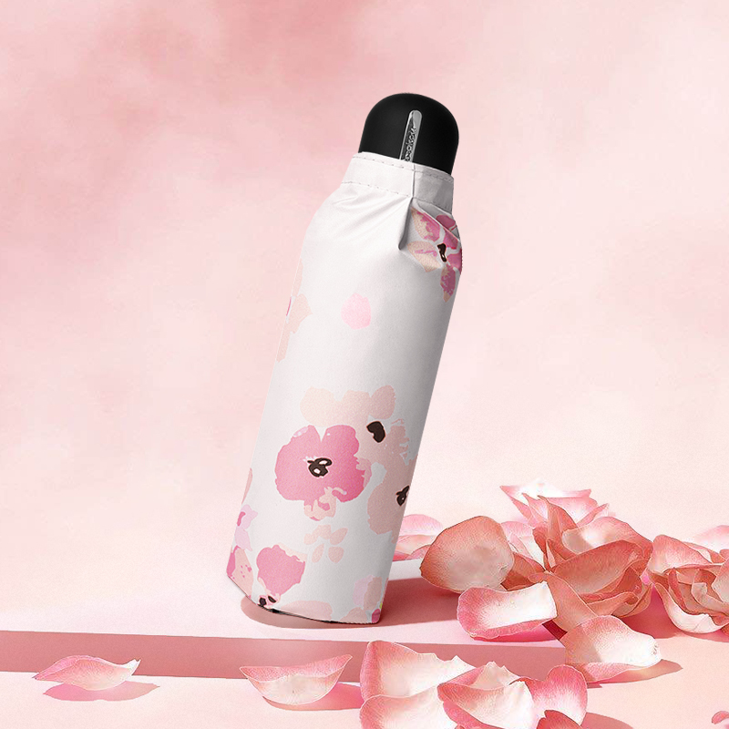 Mini ultra-light sun umbrella sunscreen UV protection women folding 50% umbrella compact portable pocket umbrella rain or shine