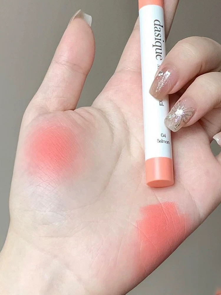 Карандаш для губ (dasique) Mood Blur Lip Pencil — матовое бархатное покрытие, натуральные оттенки для ежедневно
