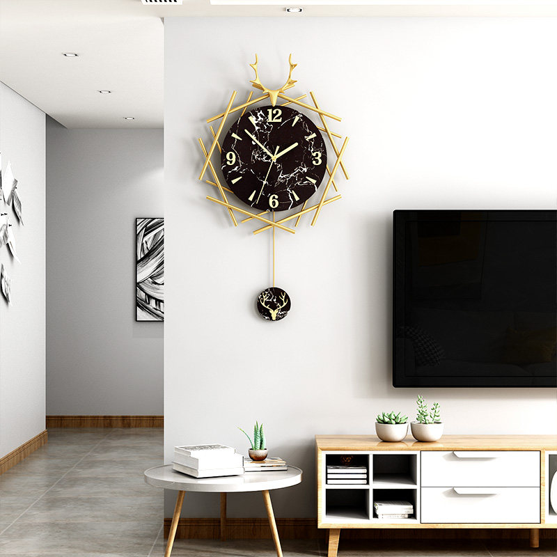 Nordic Deer Head Light Luxury Watch Hanging Clock Living Room Home Fashion Creative Clock Modern Minimalist Personality Art Hanging Watch