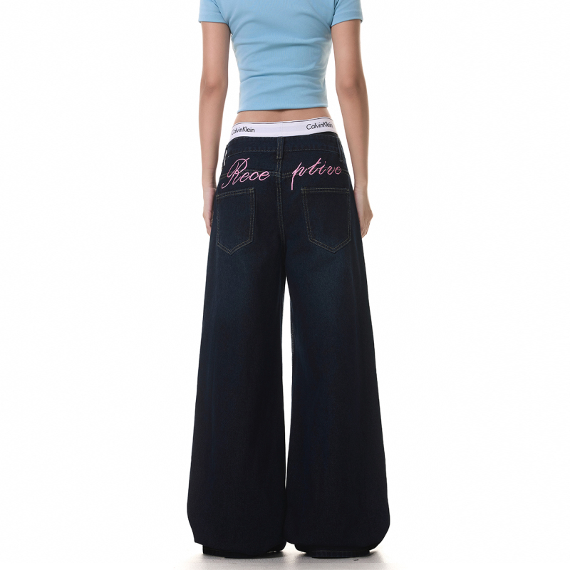 Freemary Original Pink Embroidered Blue-Gray Jeans, Versatile and Loose-Fitting with a Draping Effect, Mid-Low Waist Straight-Leg Pants Freemary Original Pink Embroidered Blue-Gray Jeans, Versatile and Loose-Fitting with a Draping Effect, Mid-Low Waist Straight-Leg Pants