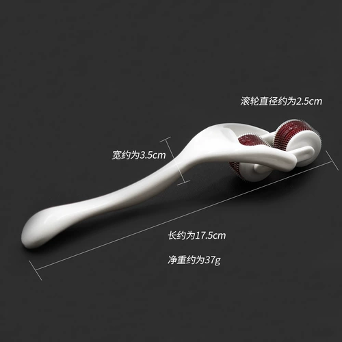 BDSM царапает женские ноги, чтобы стимулировать катящееся колесо мужское рабом, настраиваемая мужская и женская общение.