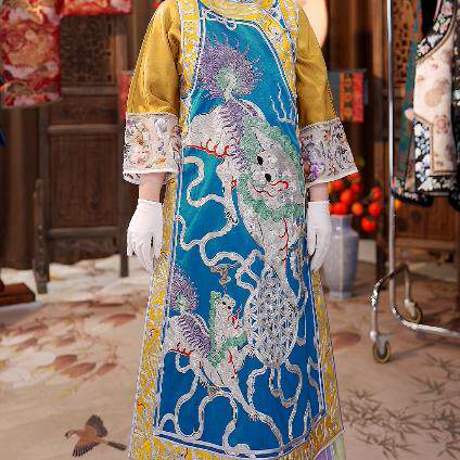 舜亿华服香云纱宋锦定制店