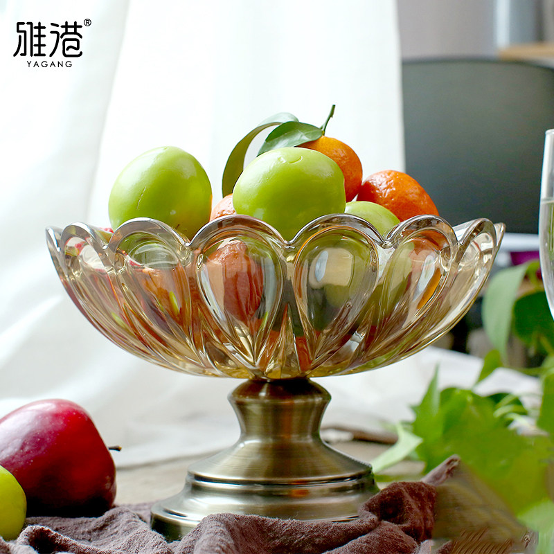 High foot fruit plate Dry fruit basin Nordic style home creative modern living room coffee table Crystal glass snack plate