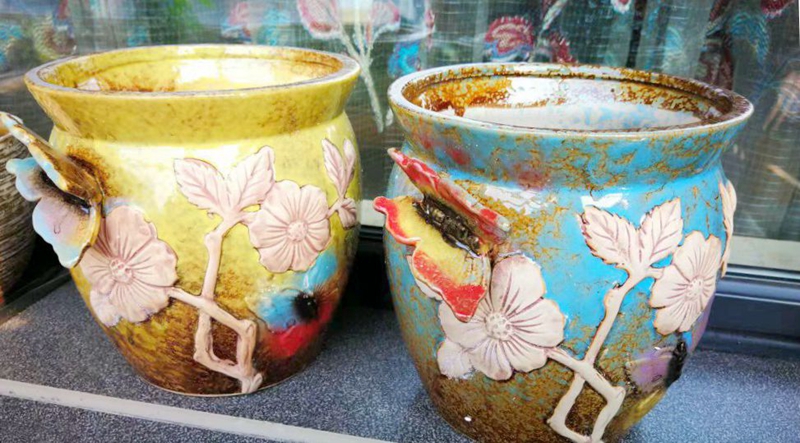 Butterfly furnishing articles of large diameter high cliff old black mage, fleshy running the green flowerpot ceramic landscape the plants potted the plants