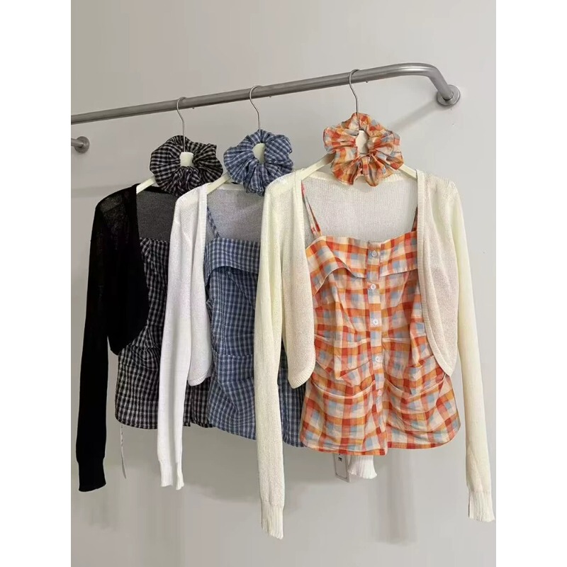 Korean-Style Three-Piece Set for Women: 2026 Spring/Summer New Slim-Fit Plaid Camisole + Knitted Cardigan Set