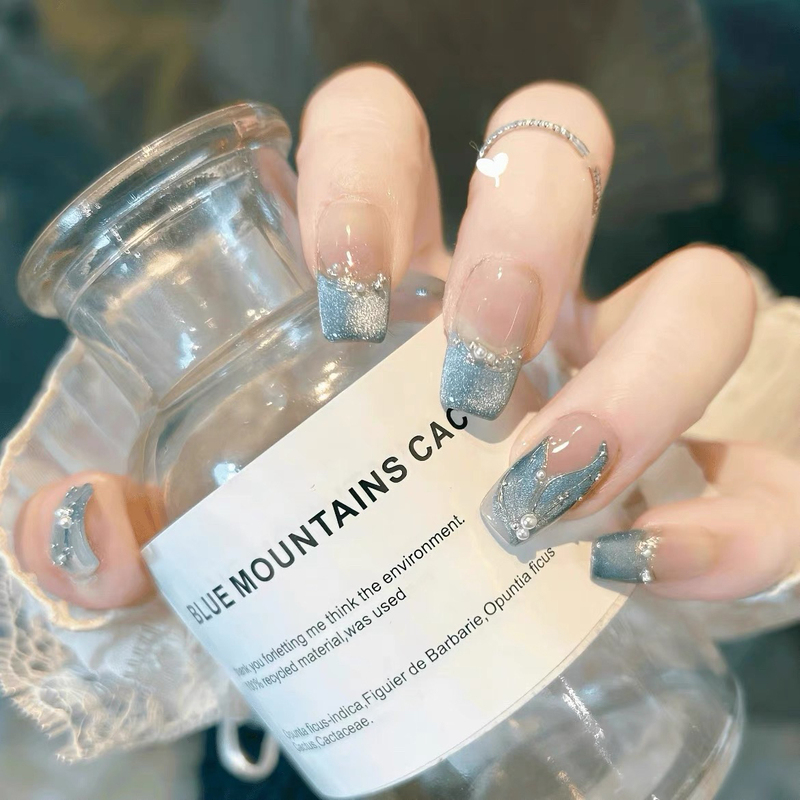 Whitening High-End Wearable Nails, New High-End Fishtail Cat-Eye Manicure, Autumn and Winter Whitening Nails, Wearable Nails for Pregnant Women Whitening High-End Wearable Nails, New High-End Fishtail Cat-Eye Manicure, Autumn and Winter Whitening Nails, Wearable Nails for Pregnant Women