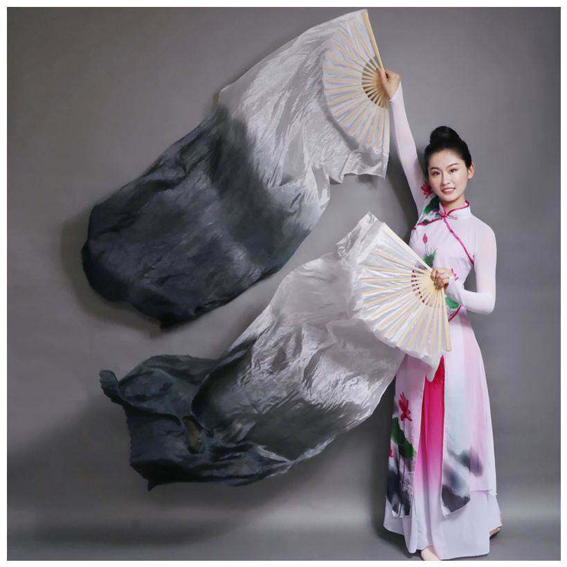 Left fingers fingers of the fan adult gradient color and extended fan of the dance network red show of the same folding fan