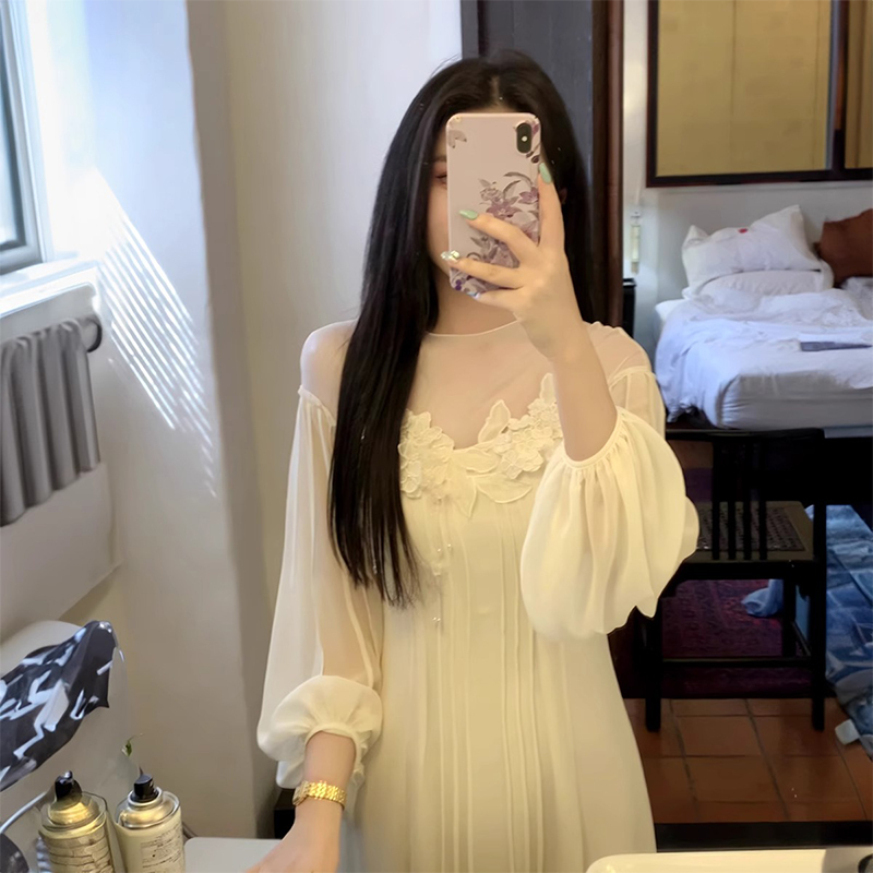 Plus Size Women's French Retro Mesh Splicing Hand-Beaded Embroidery High-End Loose-Fitting Elegant Slimming Dress