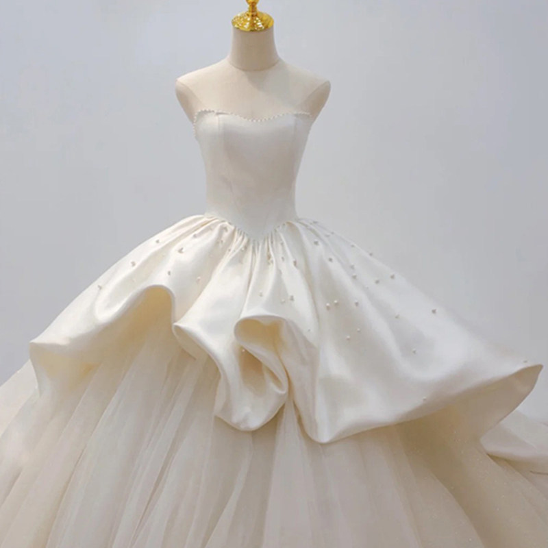 French satin light wedding dress 2021 new bride main wedding dress go out gauze big tailed temperament dress autumn
