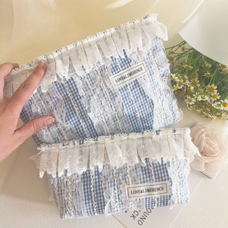 High-Quality ins Lace Cosmetic Bag, Fresh and Portable, Large Capacity for Lipstick and Sanitary Pads Storage Bag