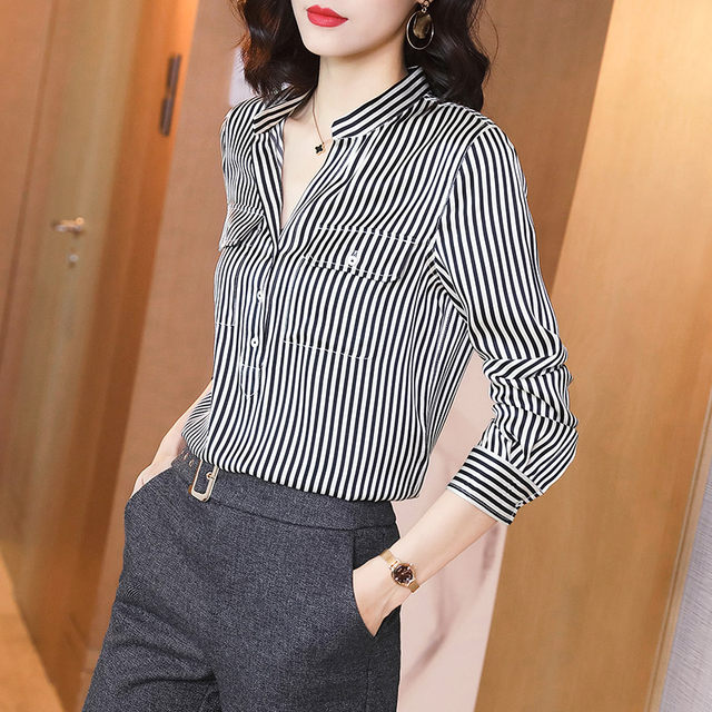 Special offer new long-sleeved silk shirt for women summer striped temperament bottoming top V-neck shirt silk print