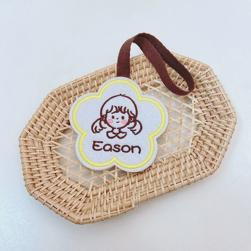 Именная наклейка для матери и ребенка, брелок для детского сада, подвеска, защитный школьный рюкзак, защитная сумка, делается под заказ, с вышивкой