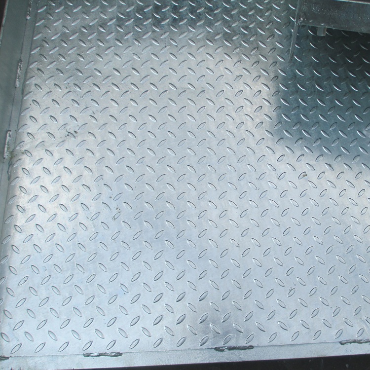 Hot-dip galvanized patterned plate galvanized non-slip plate hot-dip galvanized staircase paved with hot-dip galvanized non-slip paved floor