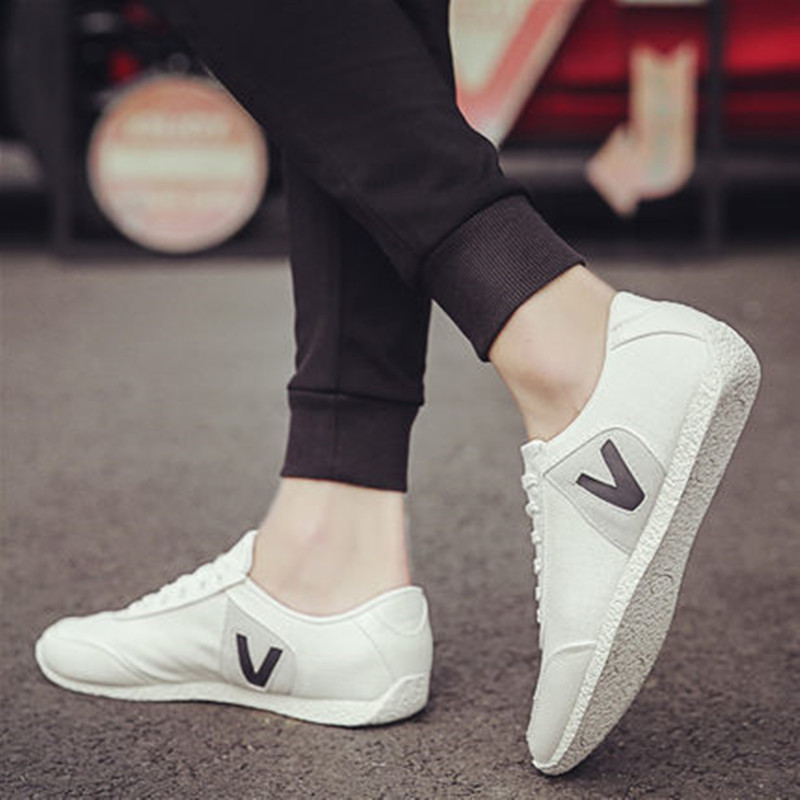Men's shoes autumn breathable 2022 new canvas shoes men's casual sneakers Korean version all-match trend small white shoes for men