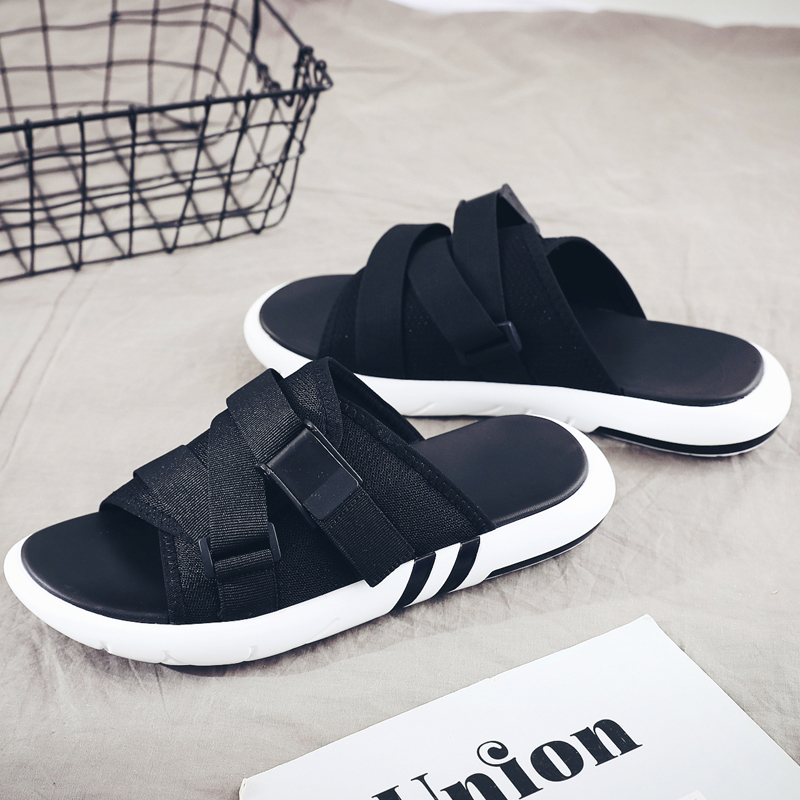 Slippers men's summer 2021 new sandals wear youth trend Korean casual outdoor beach soft bottom slippers