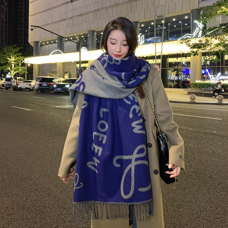 Scarf women's winter 2022 new high-level letter fashion winter thickened warm scarf shawl dual-use imitation cashmere
