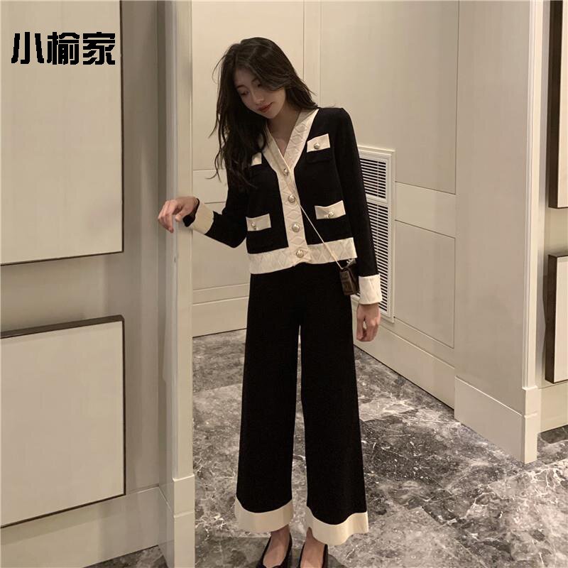 2020 autumn and winter new small fragrant wind suit female sloth lazy net red herbendy with light and warm knitted broadleg pants two sets