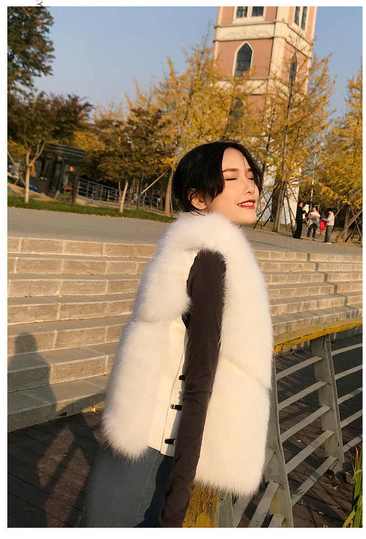 初曼丽 仿皮草 女狐狸毛马甲 图15