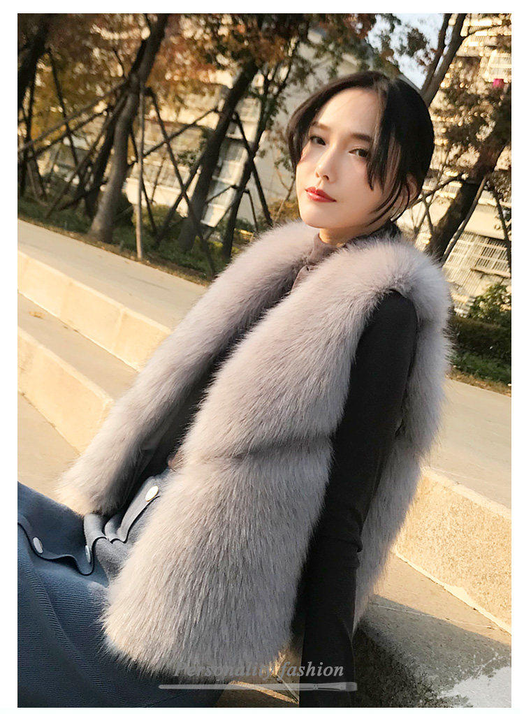 初曼丽 仿皮草 女狐狸毛马甲 图1