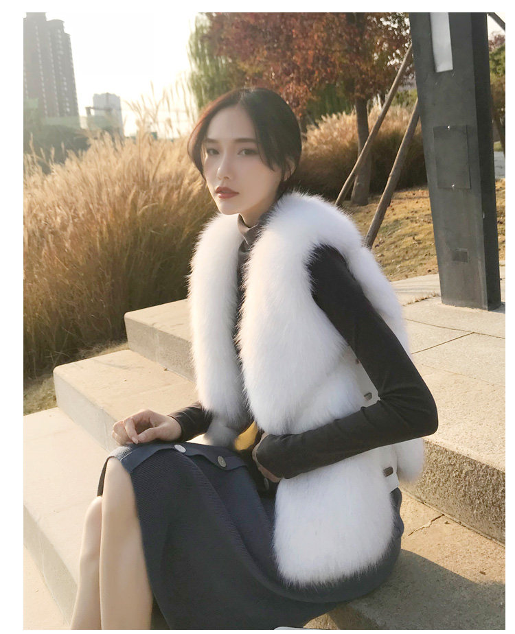 初曼丽 仿皮草 女狐狸毛马甲 图12