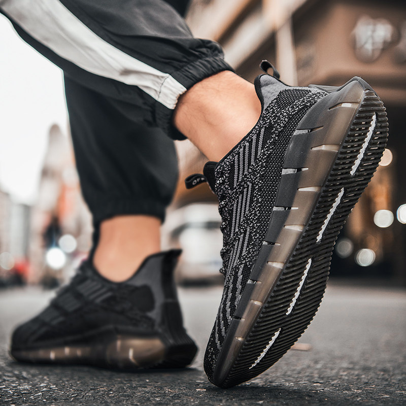 Men's shoes spring 2022 new flying woven mesh shoes black cloth shoes pilot work soft bottom coconut breathable reflective students
