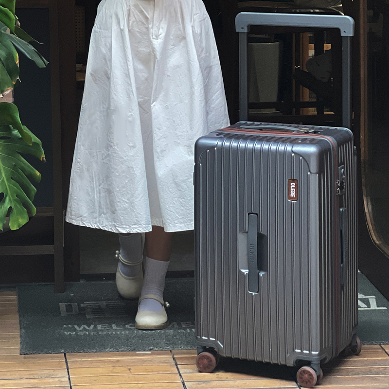 Dopamine Color-Blocking Design Wide Handle 2026 New Luggage 20inch Small Carry-On Suitcase 24inch Travel Suitcase Leather Suitcase