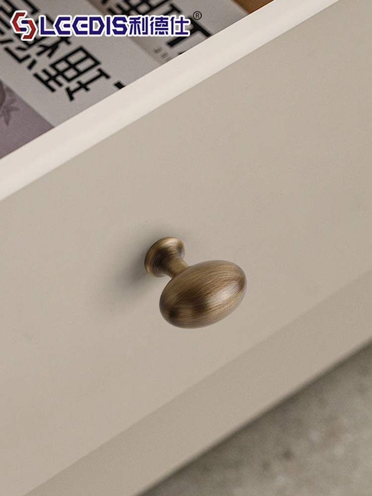 French Retro Brass Oval Cabinet Door Handle Antique Style Solid Pigeon Egg Cabinet Drawer Wardrobe Door Handle