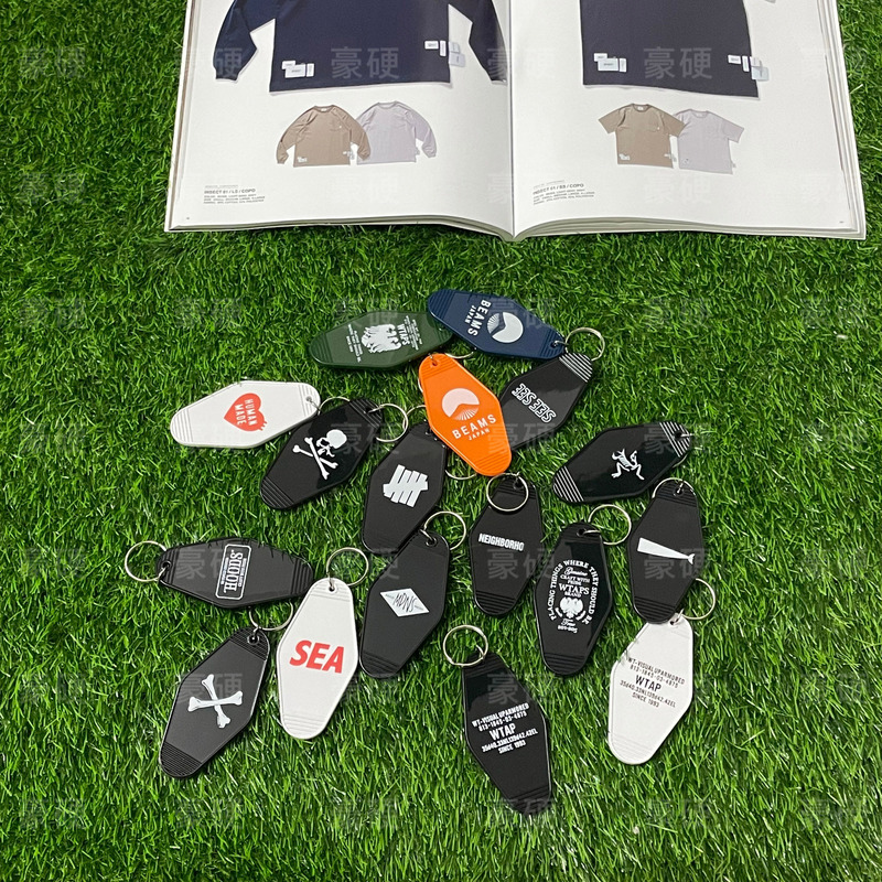 Wtaps Slogan Double Eagle Keychain Mad Japanese Style Workwear Style Badge Mountain Style Accessory Item