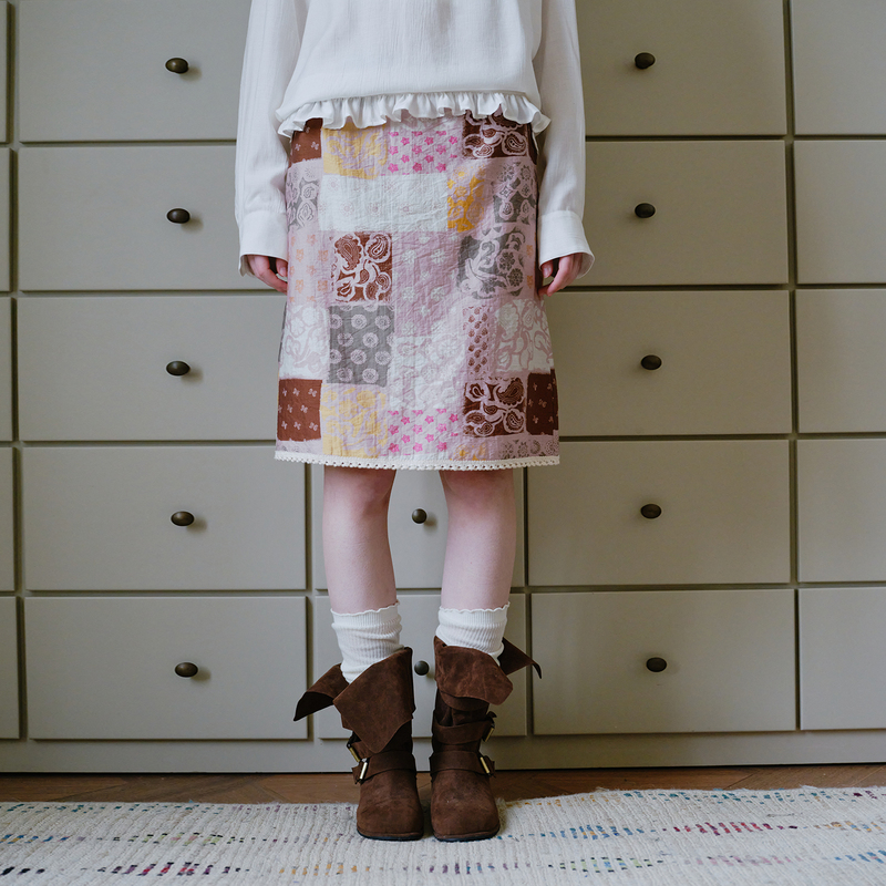Amweird 26Ss “Flowers and Shadows” Linen Casual Relaxed Fit Printed Straight Skirt with Lace Design