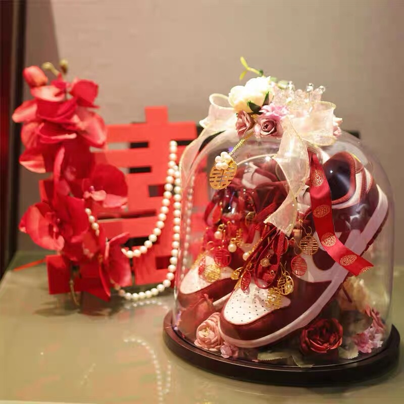 Wedding Shoes for the Bride, Suitable for Both Traditional Chinese Wedding Dresses and Modern Styles, Comfortable for Women, 2026 New Model, Flat Red Chinese-Style Wedding Sneakers