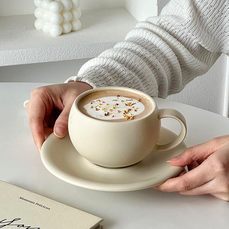 Retro Matte Ceramic Coffee Cup for Home Use, High-End and Exquisite Cup and Saucer Set for Women, Special Cup for Hand-Brewed Latte Art Retro Matte Ceramic Coffee Cup for Home Use, High-End and Exquisite Cup and Saucer Set for Women, Special Cup for Hand-Brewed Latte Art