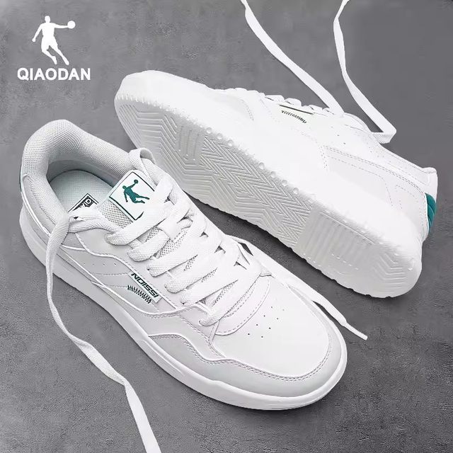 Jordan sneakers for men 2024 new summer soft-soled casual shoes official flagship store ເກີບກະດານຫນັງແທ້ສໍາລັບຜູ້ຊາຍ