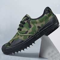 Усилить маленький цветок резинового дна