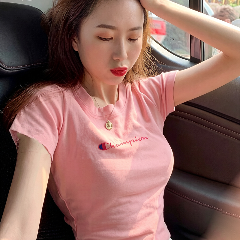 Japanese Version Champion Pink Short-Sleeve T-Shirt for Women 2026 Summer Round Neck Letter Embroidery Slim Fit Sweet Style Top Japanese Version Champion Pink Short-Sleeve T-Shirt for Women 2026 Summer Round Neck Letter Embroidery Slim Fit Sweet Style Top