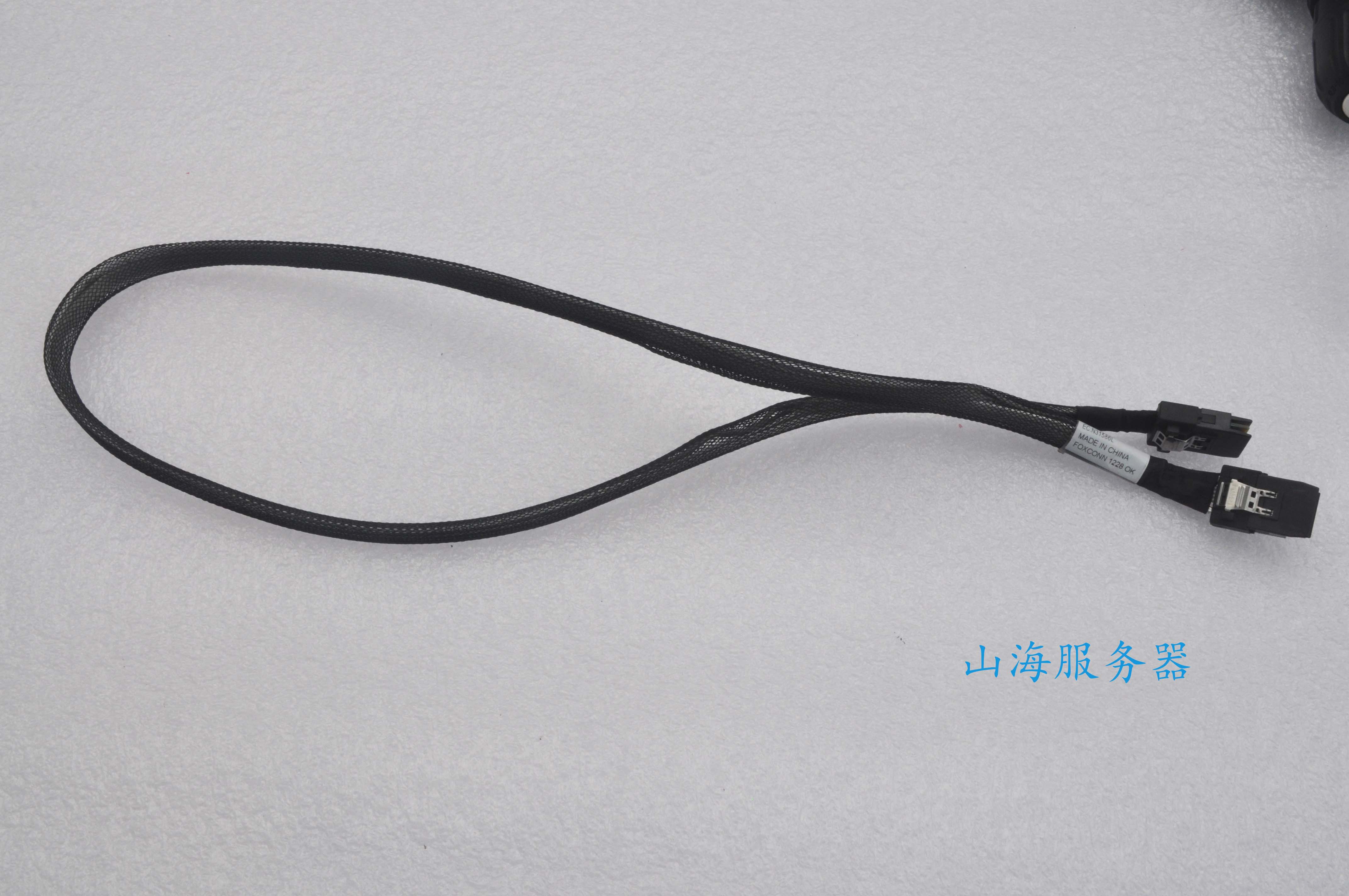 IBM original X3650M4 server hard disk backboard SAS array card connector line 81Y6674 81Y6651