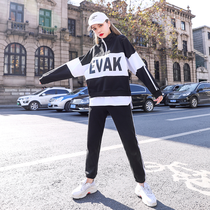 Spring and autumn 2022 new suit female European station small fragrance early autumn network red and ripe sister pie tide two sets