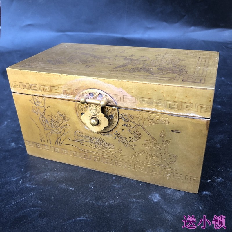 Bronze instrumental first decorated box engraved with box Magpie Den Plum Old Bronze Box Bagel Box Ancient Play Antique Bronze-Accessories Lock