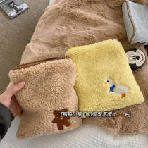 Korean ins cute cartoon imitation lamb velvet bento hand in hand with machine coin purse makeup storage bag student small cloth bag