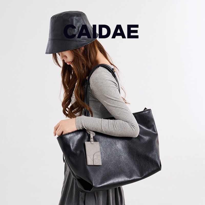 CAIDAE Genuine Leather Niche Large Capacity Tote Bag for Women 2026 New Arrival Premium Texture Commuter Shoulder Bag - Thumbnail 5