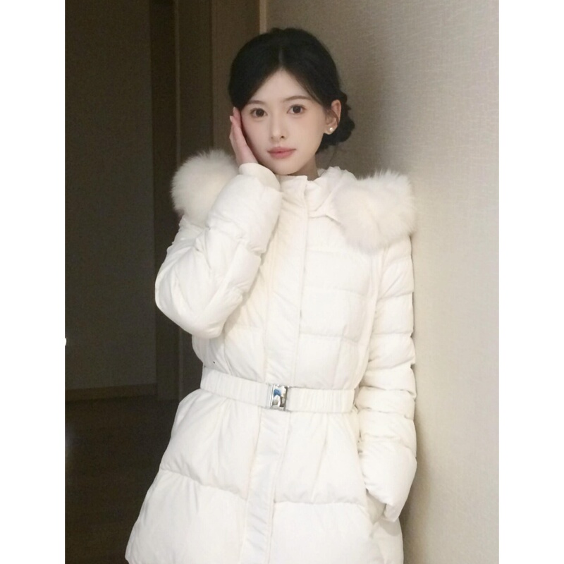 White down Jacket with Large Fur Collar and Drawstring, Korean Style, High-End Slim-Fit Cotton Coat, Winter Hooded 90% White Duck down Outerwear White down Jacket with Large Fur Collar and Drawstring, Korean Style, High-End Slim-Fit Cotton Coat, Winter Hooded 90% White Duck down Outerwear