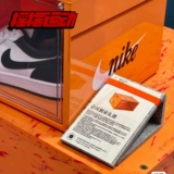 Nike, оранжевая акриловая спортивная обувь, стенд, туфли