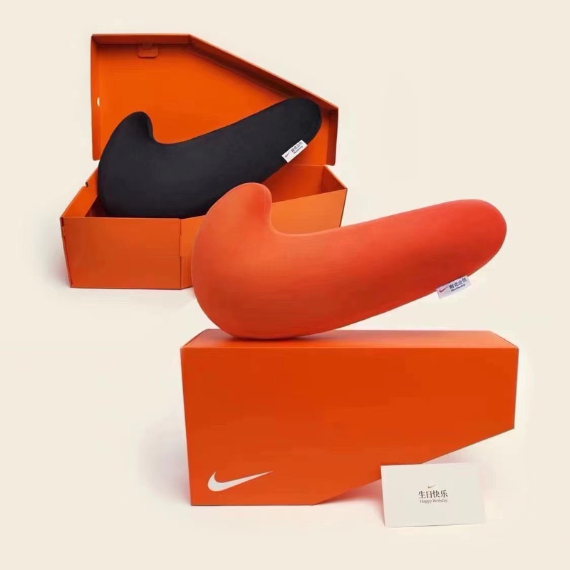 Nike Member Exclusive Birthday Gift Logo Hook Pillow Backrest Cushion Nike Member Exclusive Birthday Gift Logo Hook Pillow Backrest Cushion