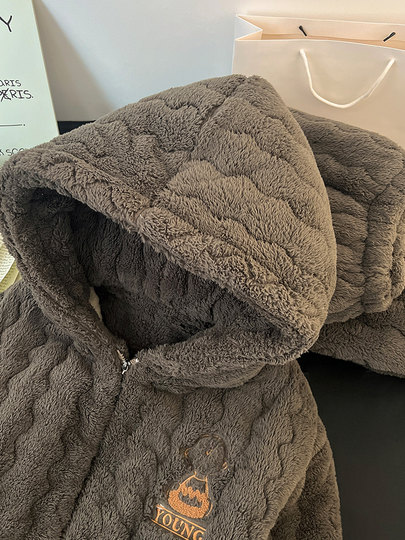 Coral velvet 2024 new hooded pajamas for boys in autumn and winter thickened three-layer quilted warm men's home clothes