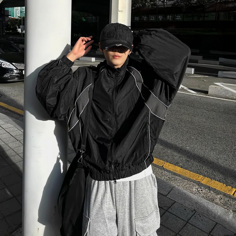 New Summer Jacket for Men, Sports Youth Style, Thin Stand-Up Collar, Color-Blocked, Breathable, Loose-Fitting, Sun-Protective Shirt, Trendy