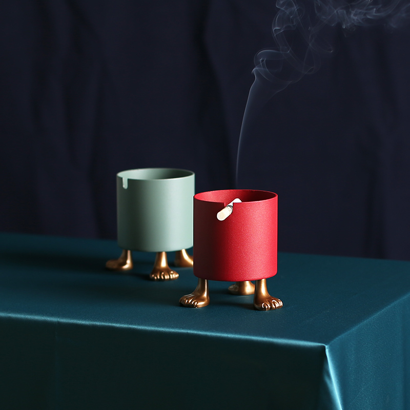 Nordic ins wind household living room metal ashtray creative personality trend multi-function anti-fly ash