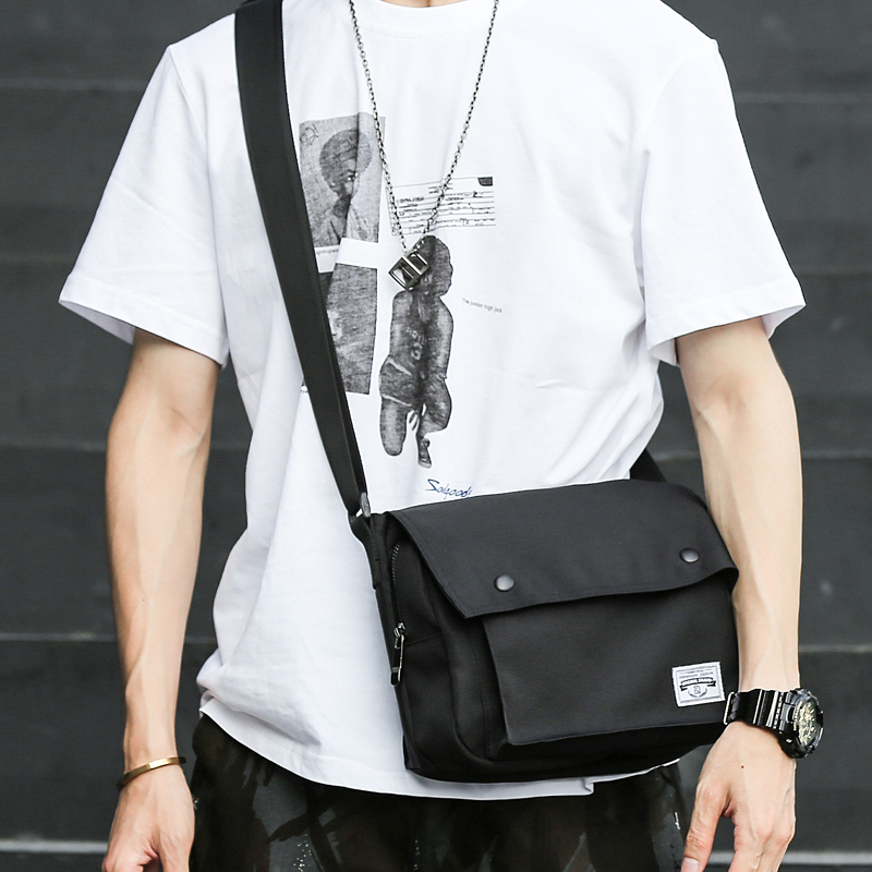 Trendy one-shoulder messenger bag men's backpack messenger bag Japanese fashion small bag large-capacity messenger bag casual small cross bag