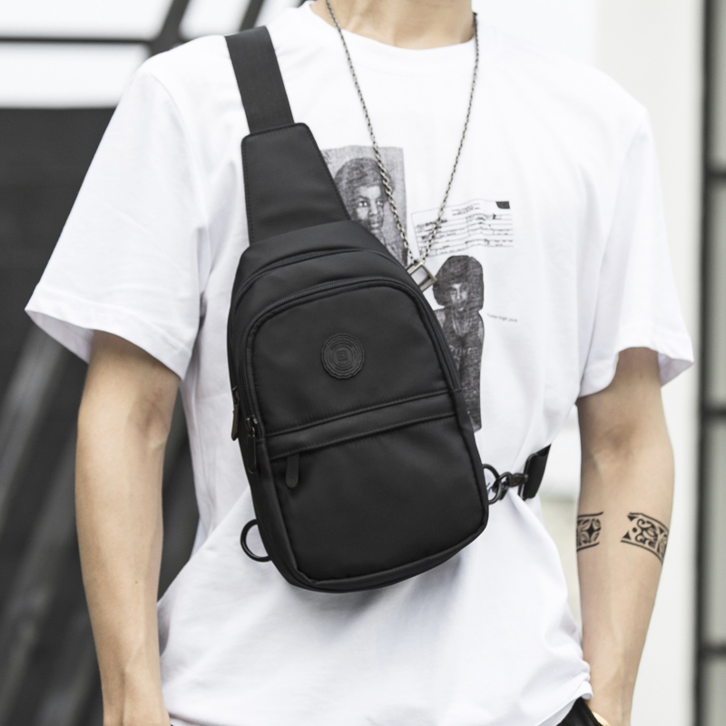 Tide brand small chest bag men's fashion trend one-shoulder Messenger bag lightweight messenger bag Messenger bag casual cross-bag men's bag