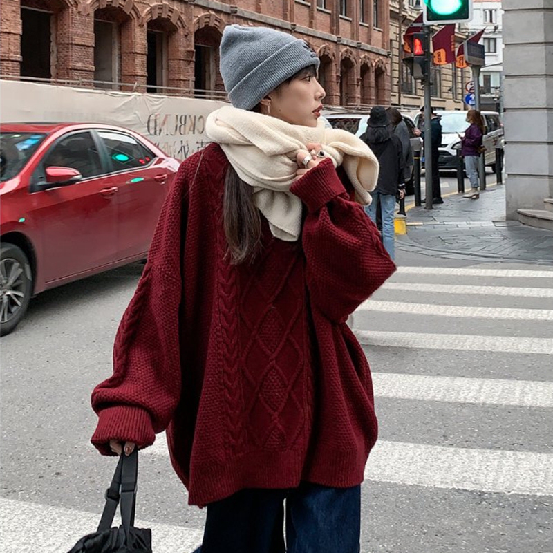 Japanese Retro New Year Red Sweater for Women, Autumn and Winter, Loose, Lazy Style, with a Sense of Design, Thickened, Gentle Coat
