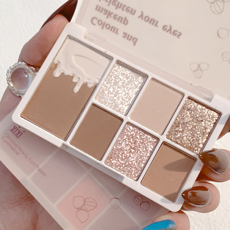 Eye shadow tray ins super hot flash powder autumn and winter pearl sequins niche 2021 new students