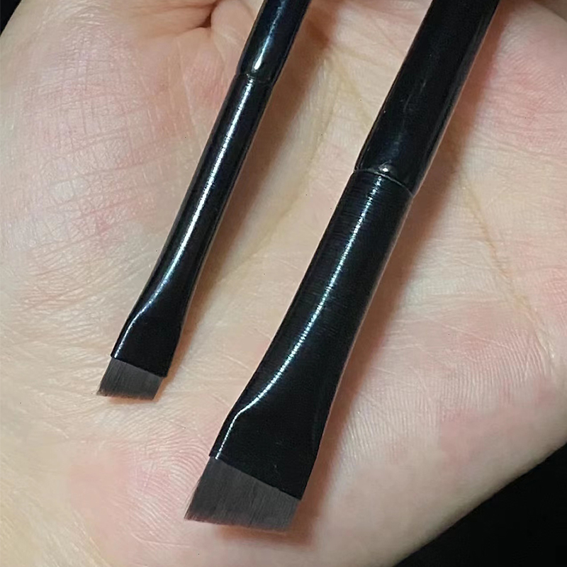 Ultra thin eye line brushed silkworm ultra-thin knife frontal eye line pen paste liquid brush fine extremely fine eye brush details makeup brush-Taobao